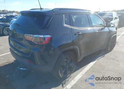 2021 Jeep Compass Altitude 4X4 from USA, damaged, VIN 3C4NJDBB8MT517757